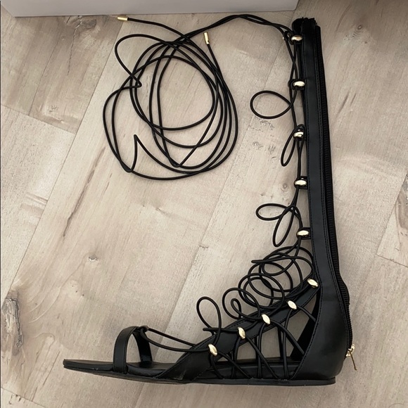 Aldo gladiator/ wrap-up sandals - Picture 3 of 5